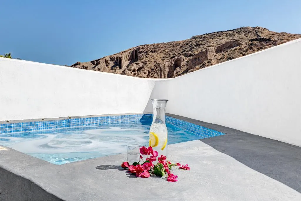 SUITE KING SIZE BED Room, Desiterra Resort, Santorini