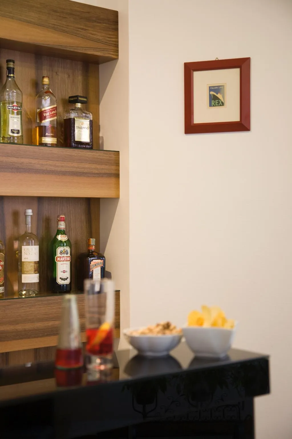 Bar, Rex, Naples