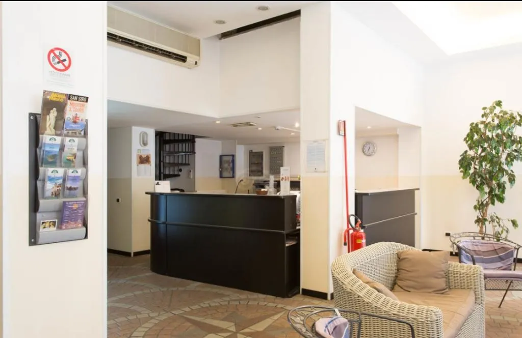 Lobby, Hotel Nettuno, Milan