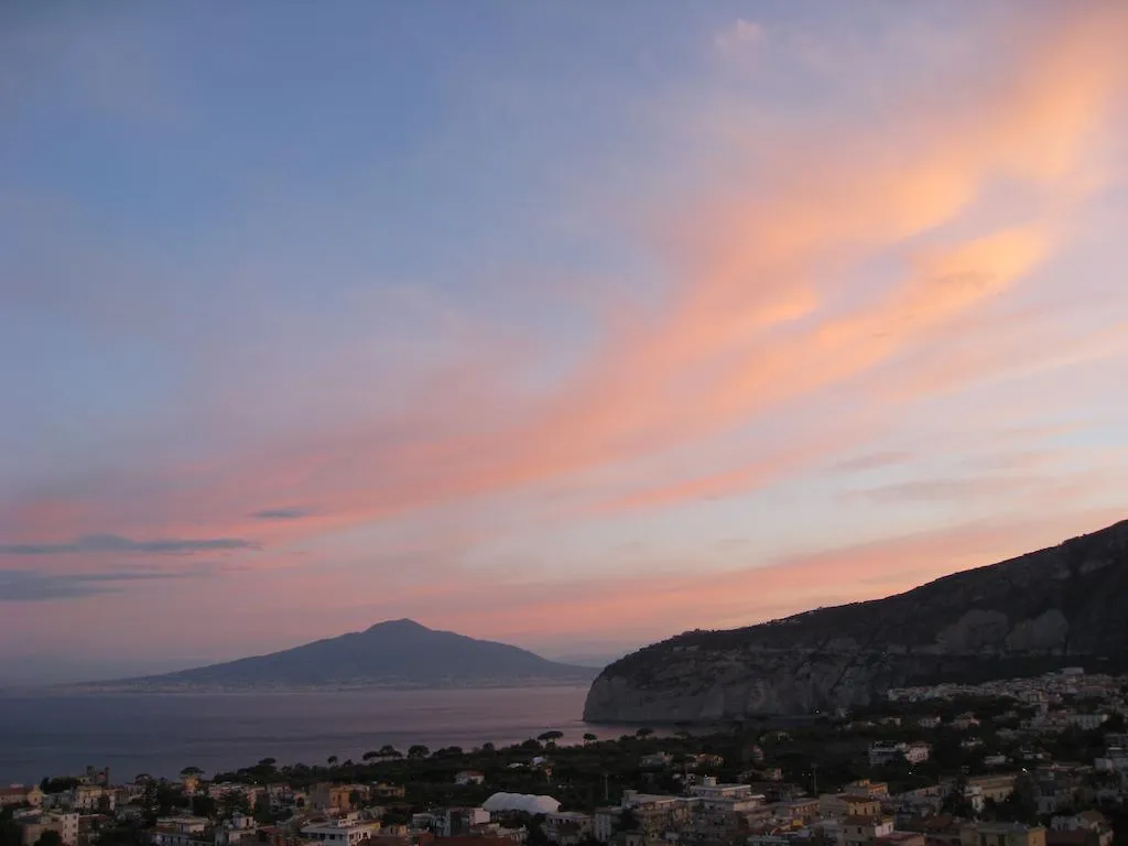 General view, Hotel Central, Naples