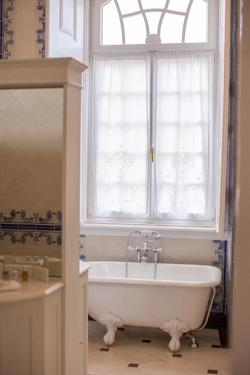 JUNIOR SUITE OCEAN VIEW Room, Estoril Vintage Hotel, Lisbon