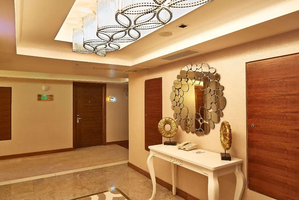 Room, DoubleTree By Hilton Izmir Alsancak, Izmir