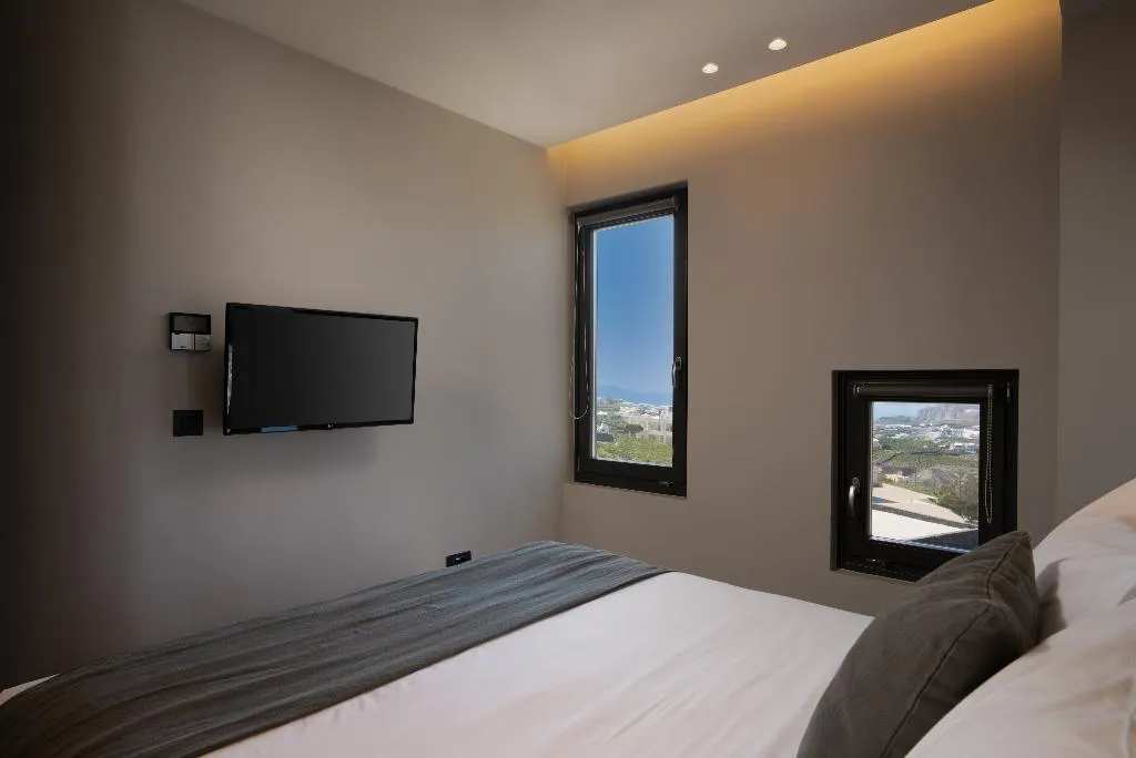 SUITE TWO BEDROOMS Room, Apikia Santorini, Santorini