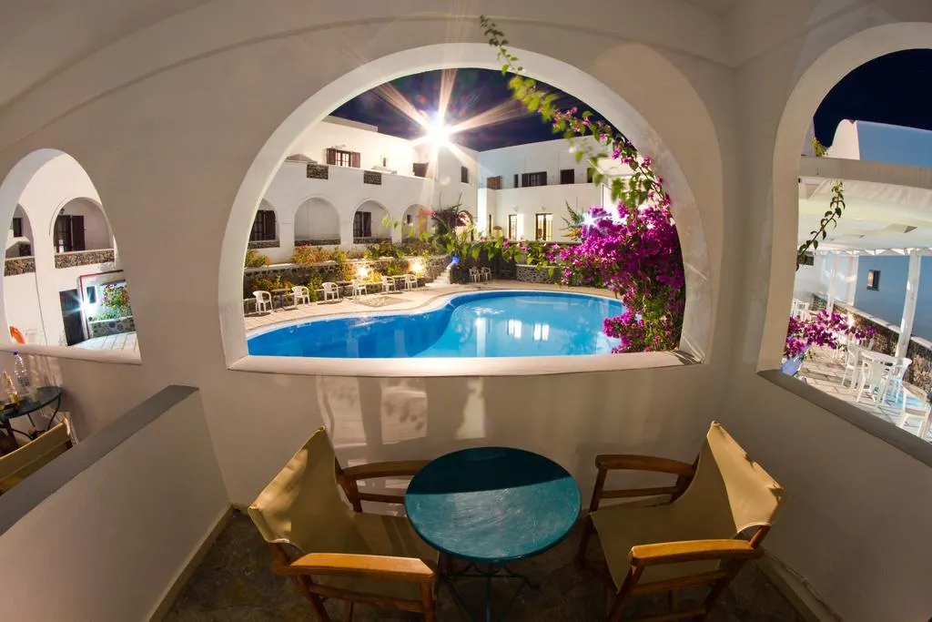 General view, New Haroula, Santorini