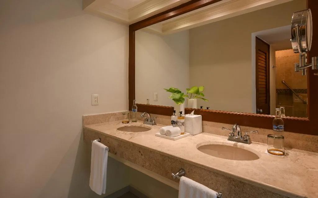 JUNIOR SUITE LUXURY Room, El Dorado Seaside Palms Spa Resort-All Inclusive, Cancun Area