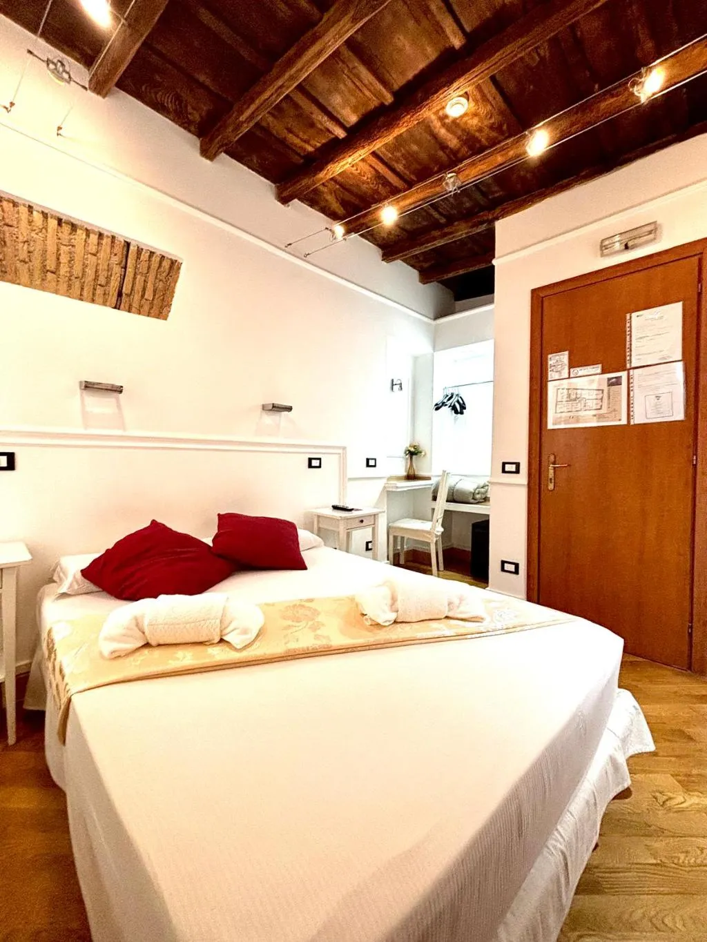 DOUBLE ECONOMY Room, Domus Ester, Rome