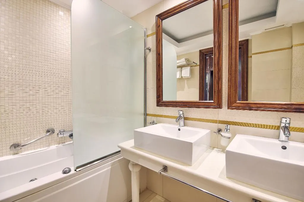 JUNIOR SUITE POOL VIEW Room, Palazetto Suites Zakynthos, Zante
