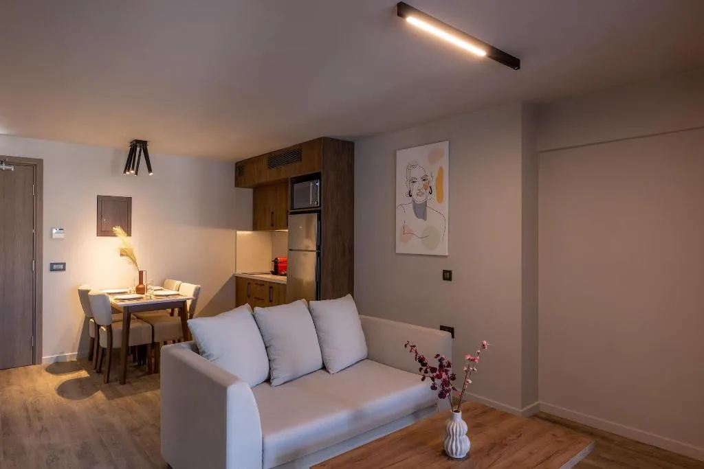 Room, Athens 507, Athens