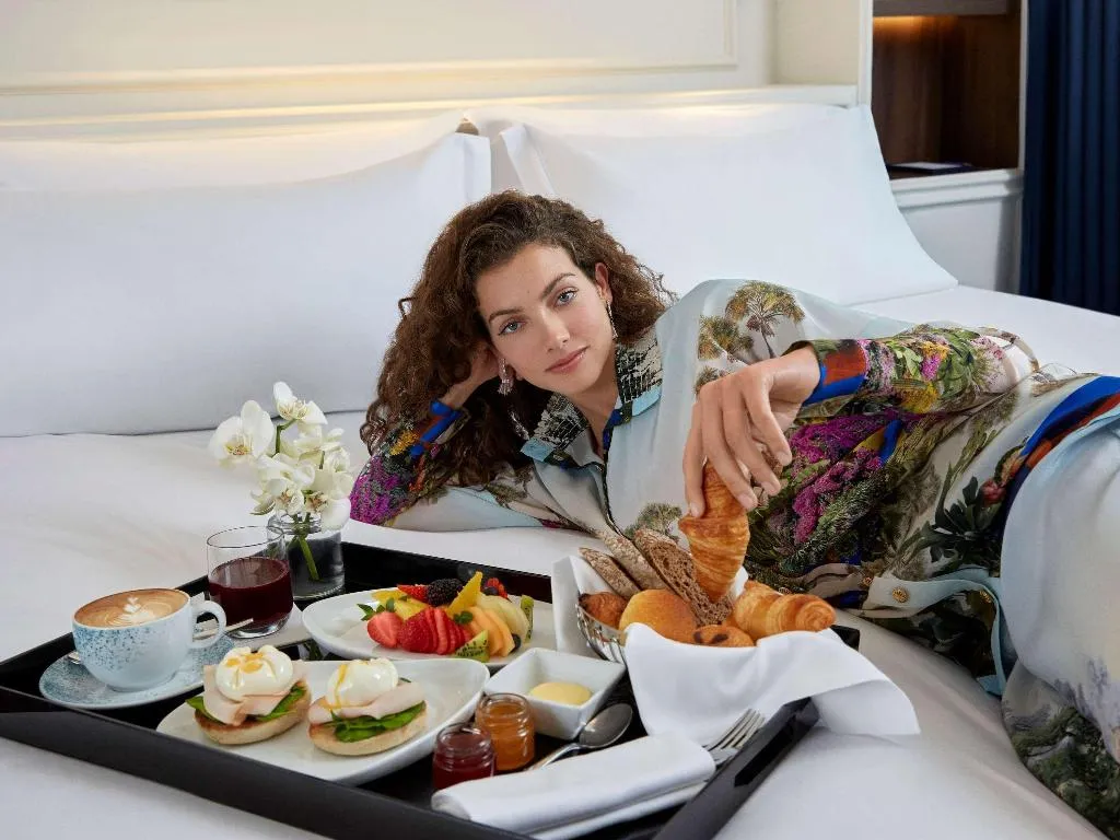 SUITE WITH TERRACE Room, Sofitel Barcelona Skipper, Barcelona