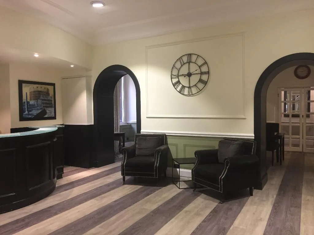 Lobby, Giglio Dell'Opera, Rome