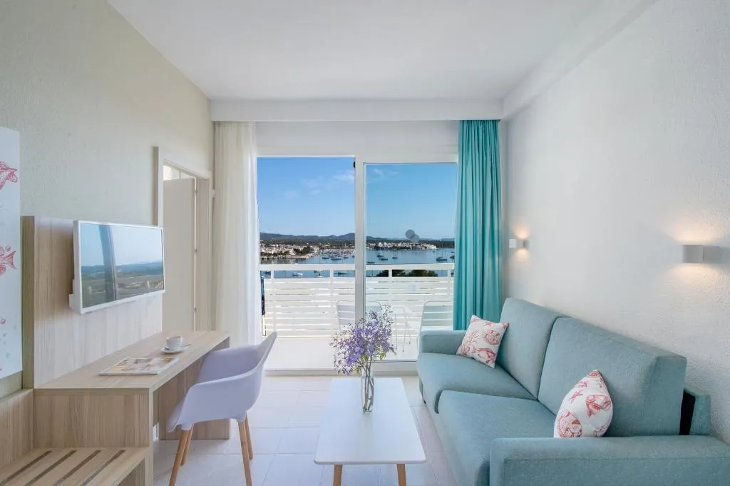 JUNIOR SUITE STANDARD Room, Smy Portocolom, Majorca
