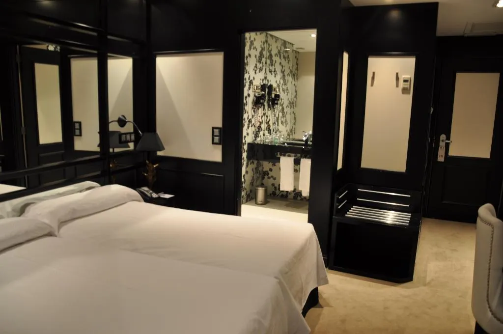 DOUBLE STANDARD Room, Inhala Hotel Garden, Madrid