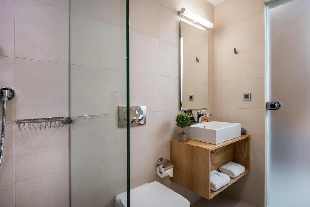Room, Central City Hotel, Crete