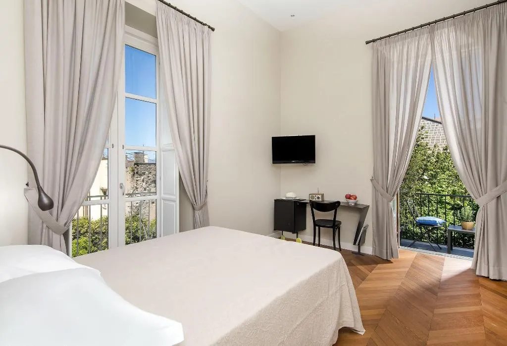 Room, Accademia 39, Naples