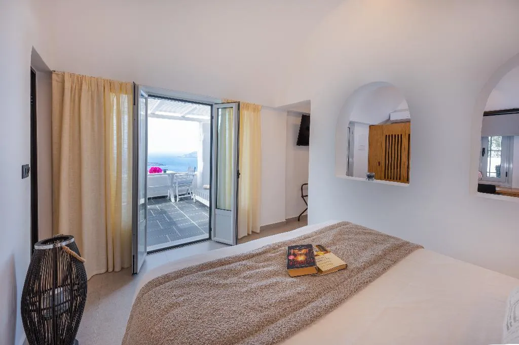 SUITE HONEYMOON Room, Agali Houses, Santorini