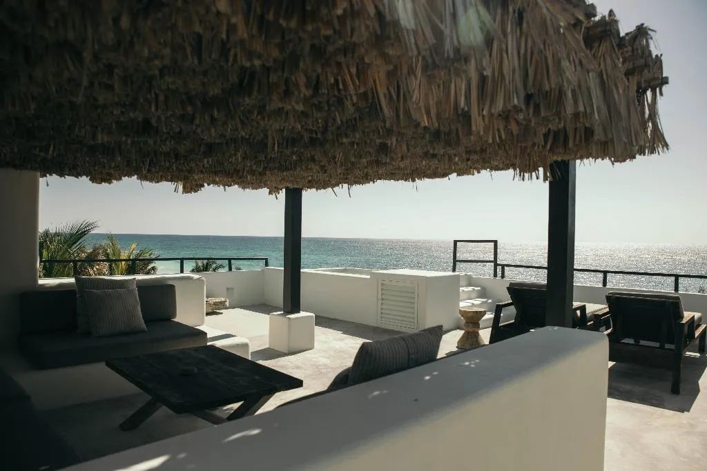 SUITE DELUXE OCEAN VIEW ONE BEDROOM Room, Chiringuito Tulum, Cancun Area