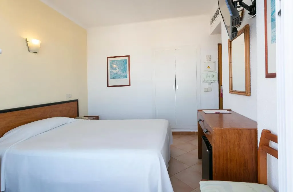 SINGLE WITH BALCONY Room, JS Cape Colom - Adults Only, Majorca