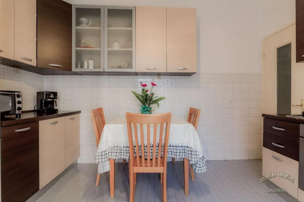 Room, B&B Bea Roma, Rome