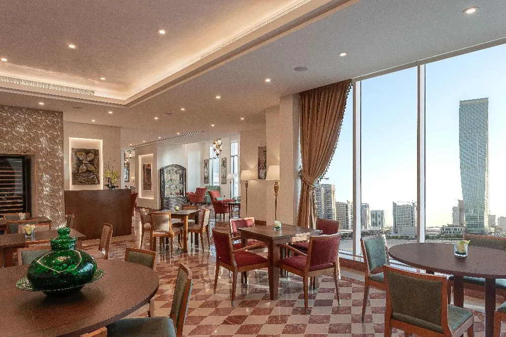 Restaurant, Renaissance Business Bay Hotel, Dubai, Dubai