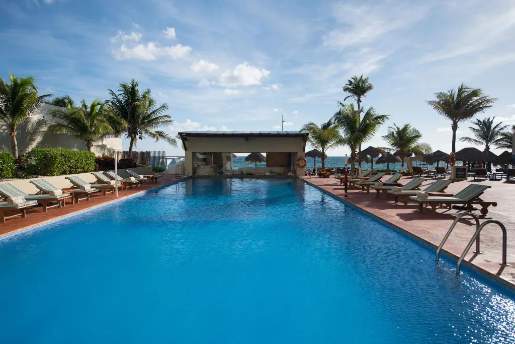 Pool, Club Regina Cancun managed by Accor, Cancun Area