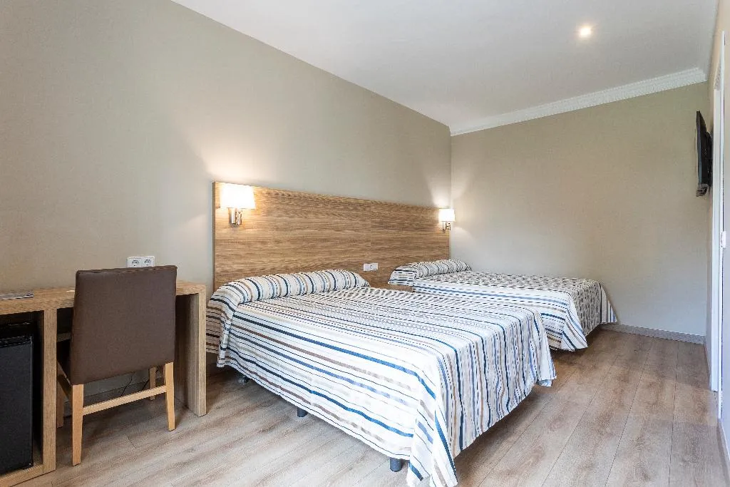QUADRUPLE STANDARD Room, Best Osuna Madrid Feria, Madrid