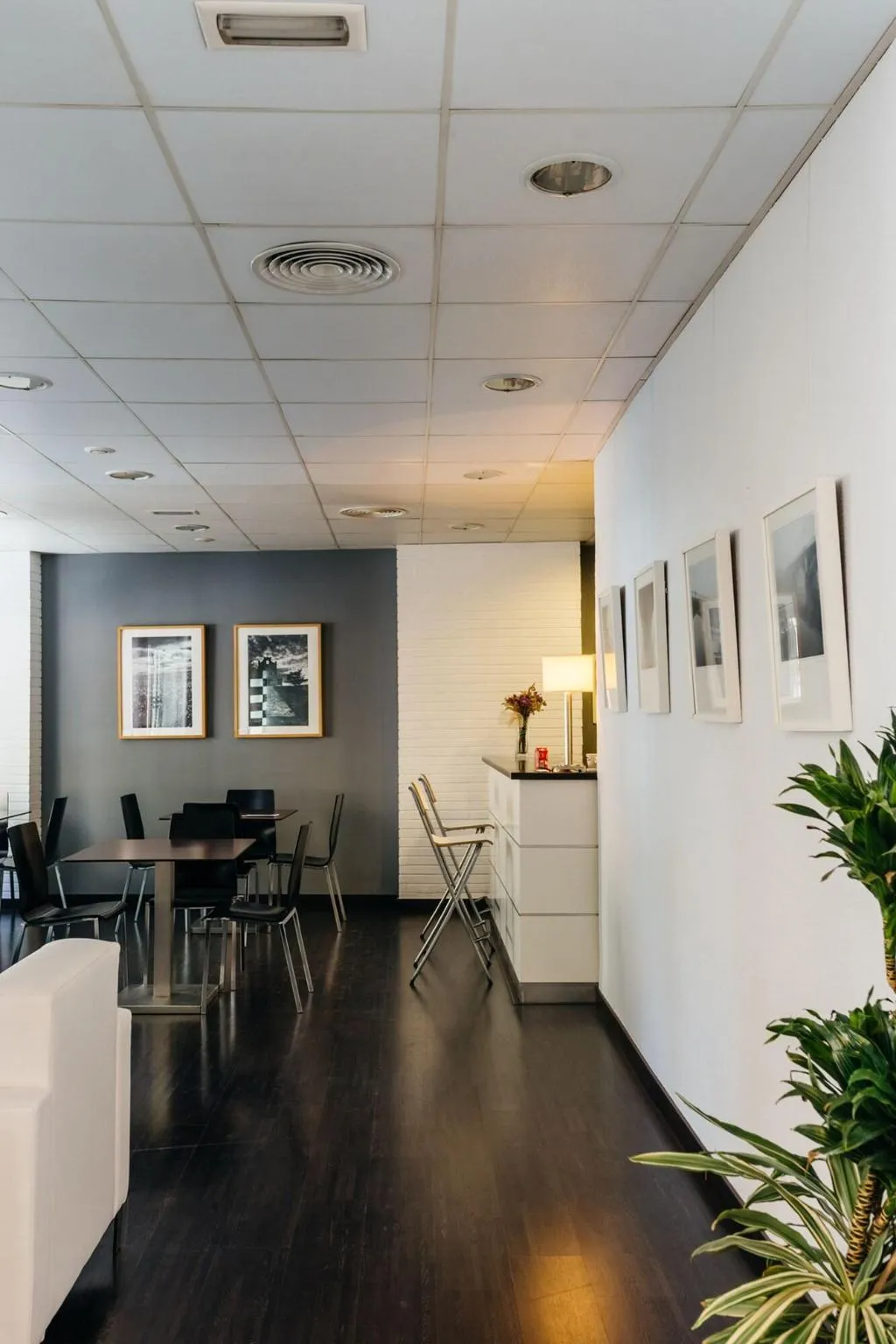 Restaurant, Madrid, Seville