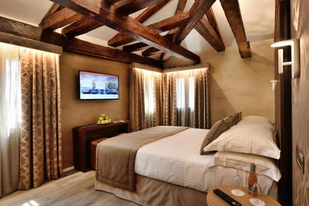 Double or Twin ANNEX Room, Rosa Salva Hotel, Venice