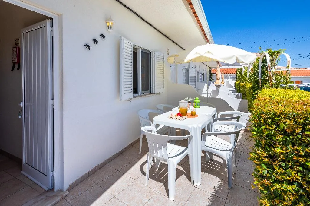 APARTMENT SUPERIOR TWO BEDROOMS Room, Flor da Laranja, Algarve