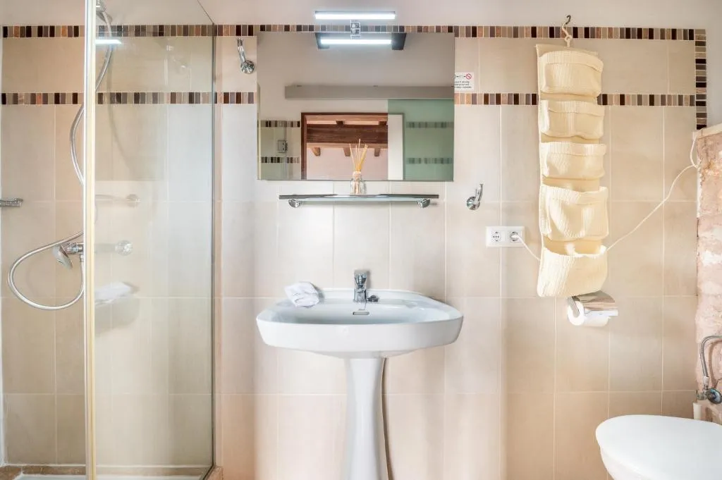Double or Twin STANDARD Room, Finca Art 9, Majorca