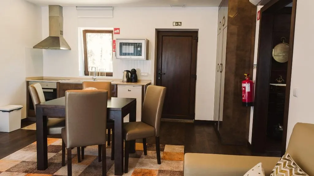Room, Pousadela Village, Porto