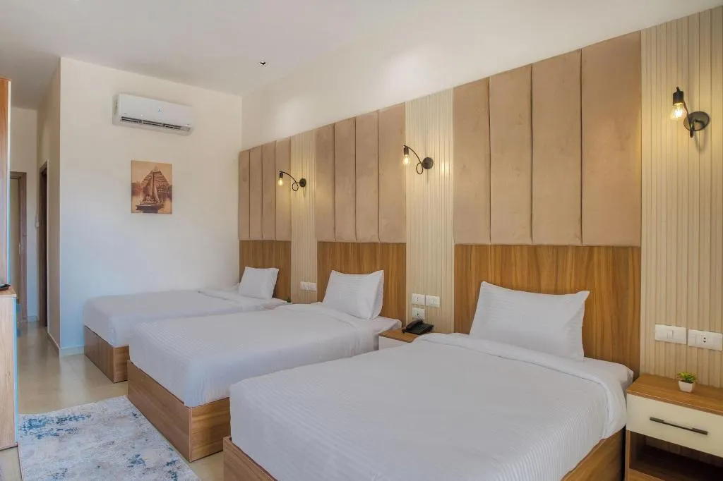 Room, Mazar Pyramids Hotel, Cairo