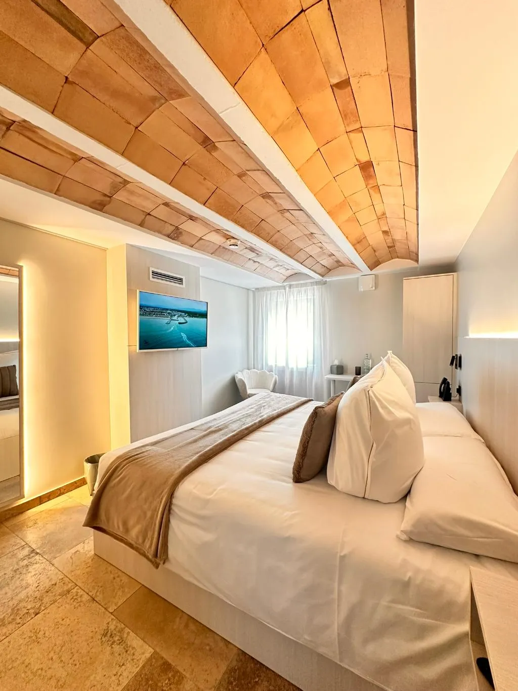 DOUBLE SINGLE USE SUPERIOR Room, Boutique Hotel Comtal Empuries, Costa Brava