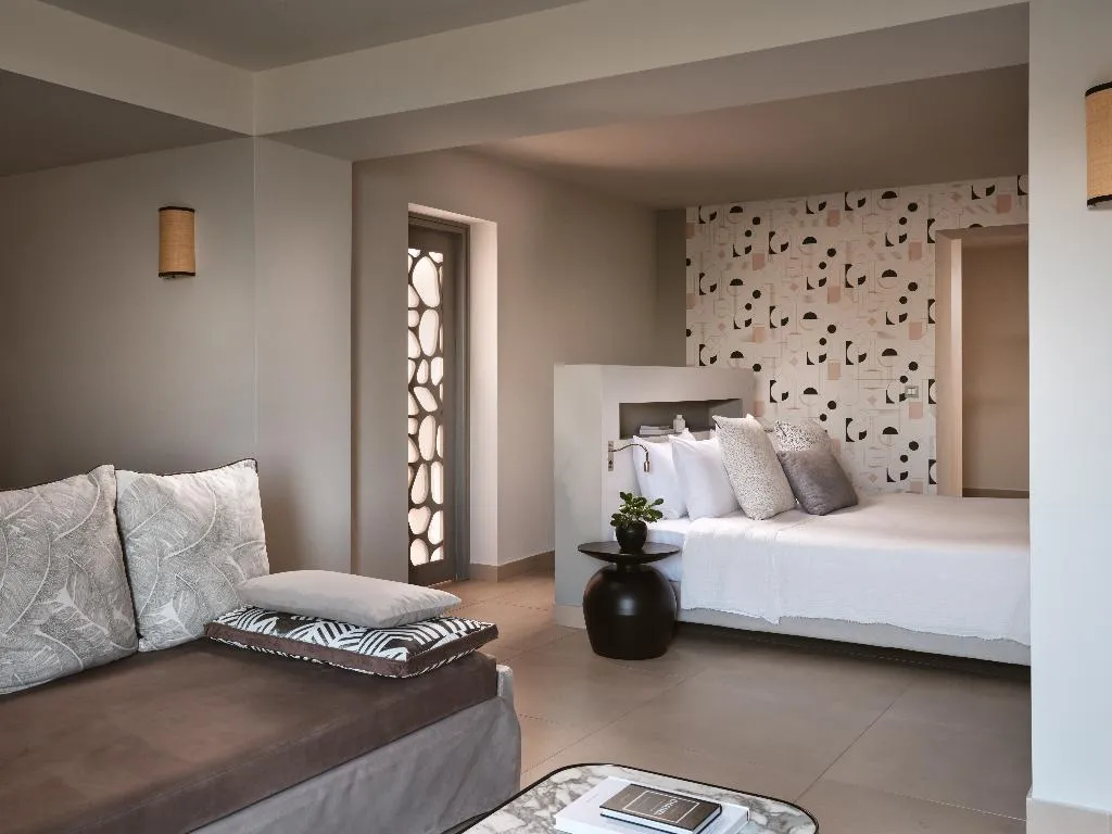 VILLA THREE BEDROOMS WITH PRIVATE POOL Room, Eagles Villas, Thessaloniki