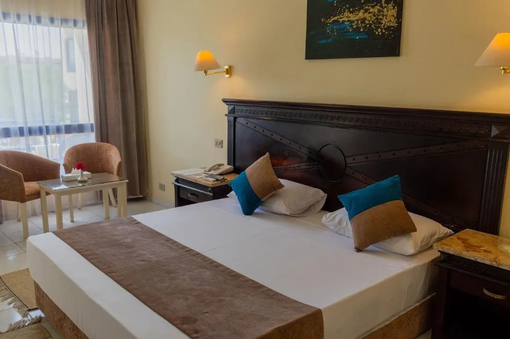 DOUBLE STANDARD Room, Cataract Sharm Resort, Red Sea Riviera