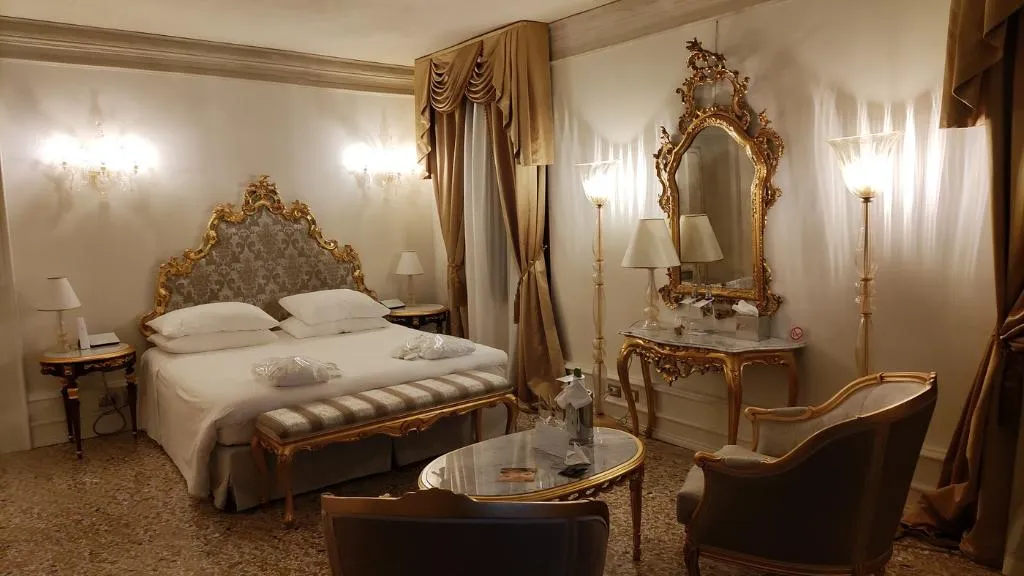 SUITE Presidential Room, Cà Bonfadini Historic Experience, Venice