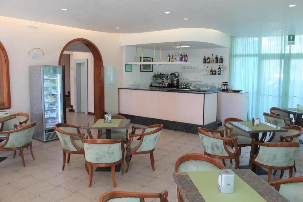 Bar, Palme, Venice