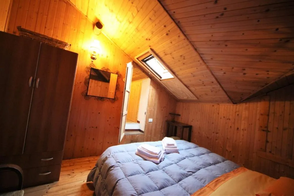 Room, Antica Corte Milanese, Milan