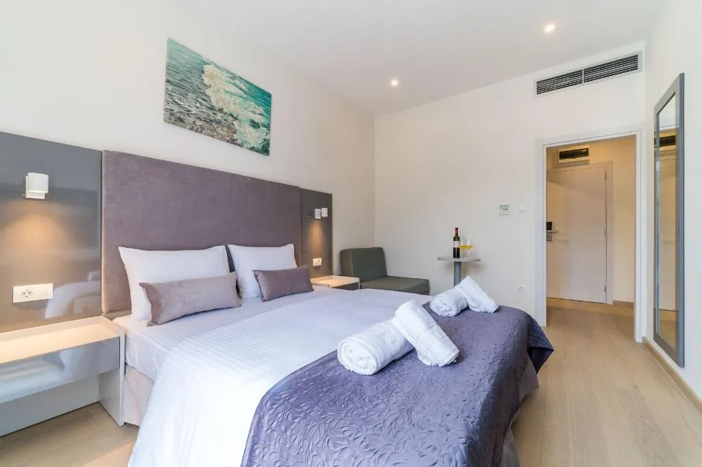 TWIN SEA VIEW WITH BALCONY Room, Art Hotel, Dubrovnik