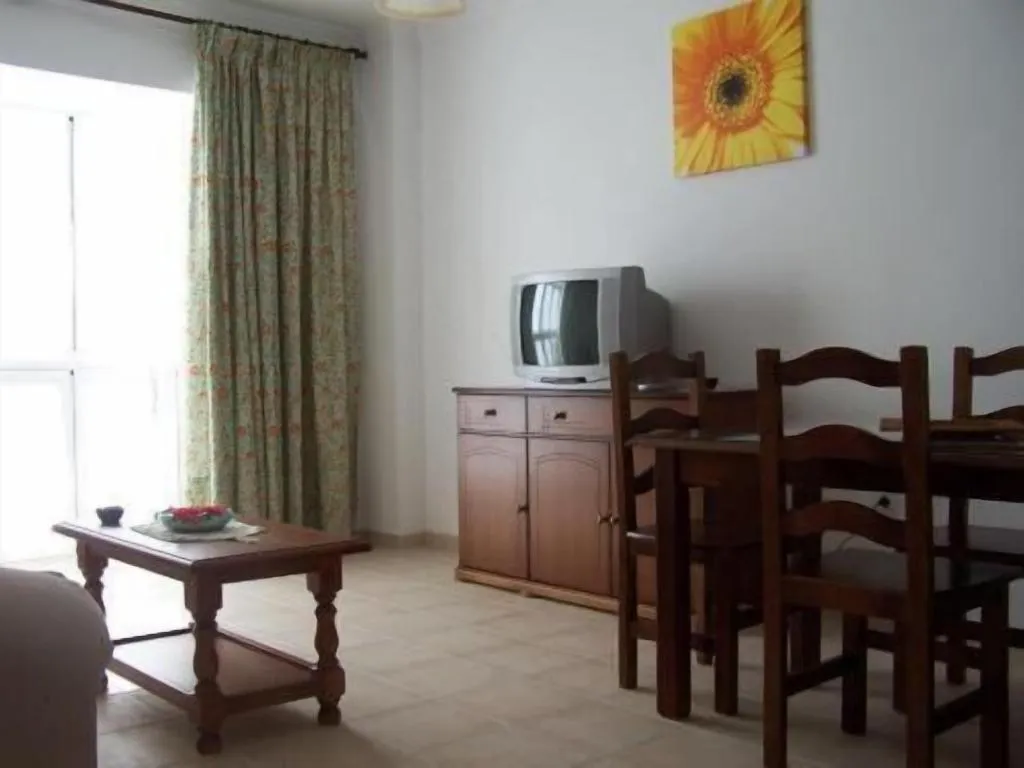Room, Hostal Tres Soles, Costa Del Sol