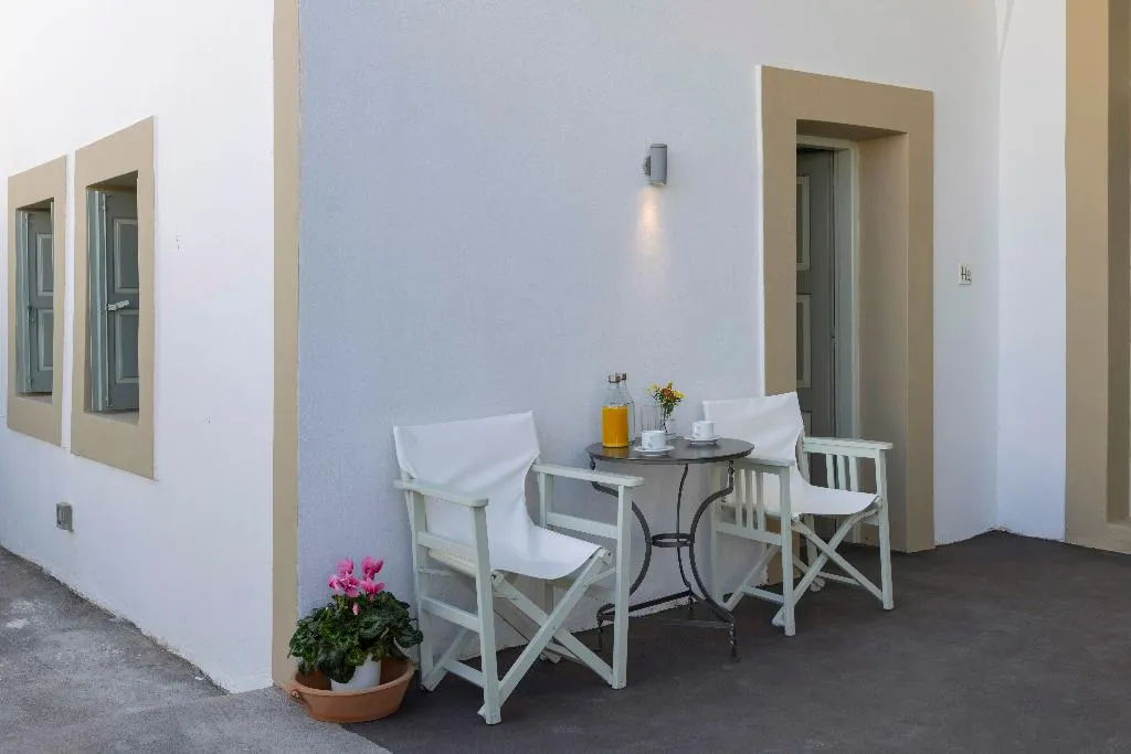 Double or Twin SUPERIOR Room, Aria Lito Mansion, Santorini