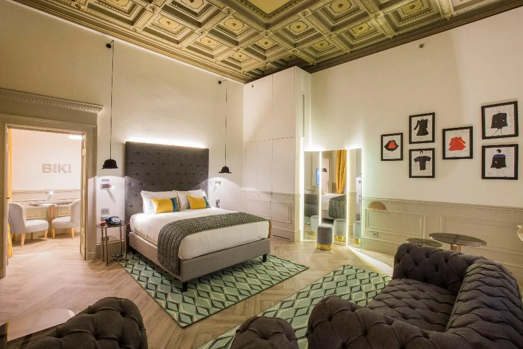 SUITE QUEEN SIZE BED Room, Hotel Indigo Milan - Corso Monforte, Milan