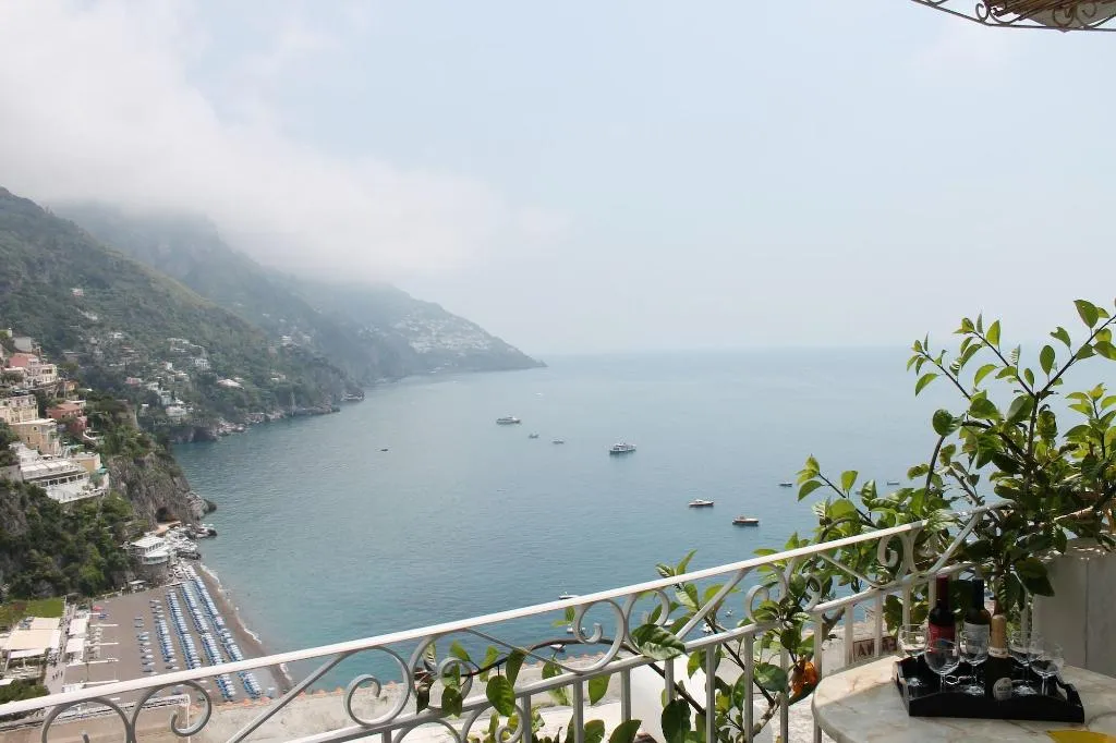 Room, Hotel Reginella Positano, Naples
