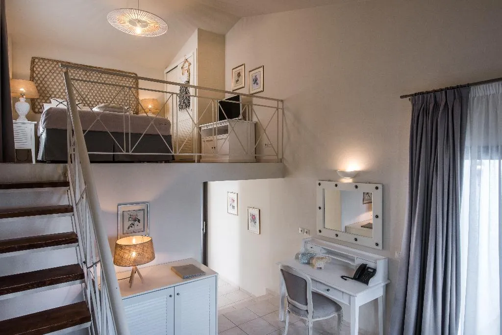 SUITE DELUXE SEA VIEW Room, Creta Blue Boutique Hotel & Suites, Crete