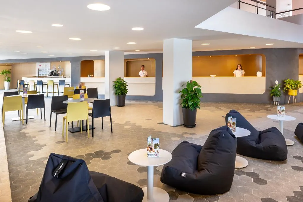 Lobby, Vibra Jabeque Soul Aparthotel, Ibiza