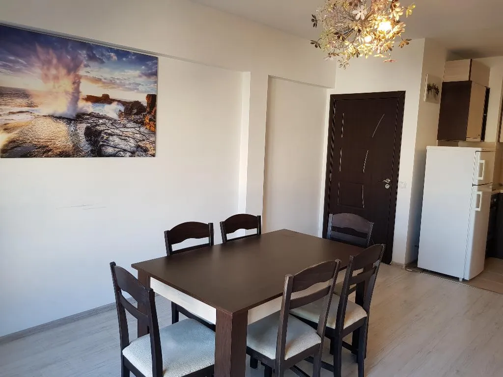 APARTMENT THREE BEDROOMS Room, Vintegra, Bourgas