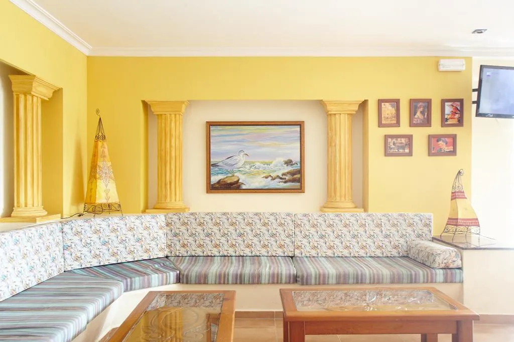 Lobby, Mar y Huerta, Ibiza