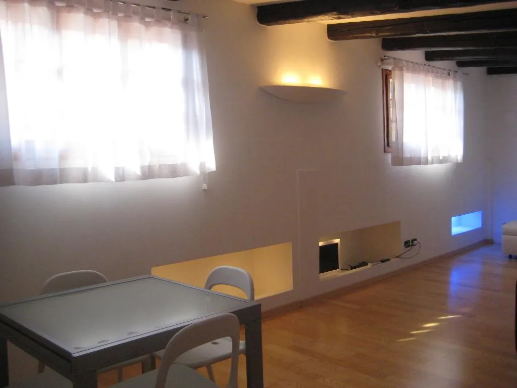 APARTMENT CLASSIC Room, Legrenzi Rooms, Venice