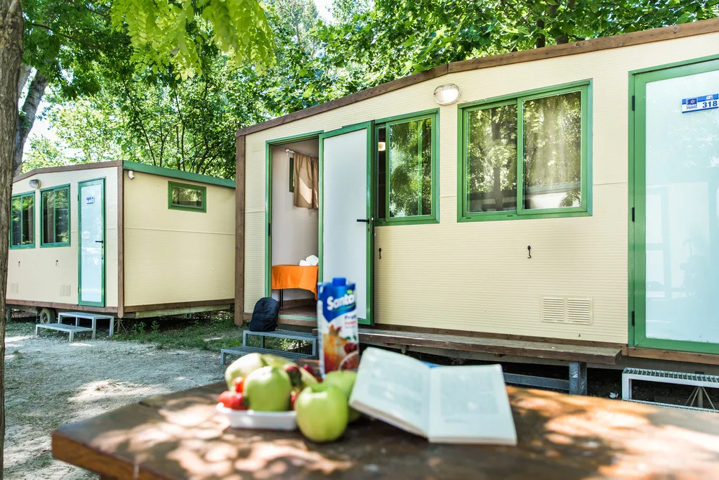 BUNGALOW ONE BEDROOM Room, Camping Tiber, Rome