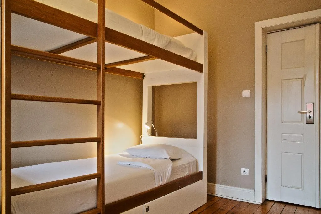 Bed in dormitory BUNK BED WITH SHARED BATHROOM Room, Porto Spot Hostel, Porto