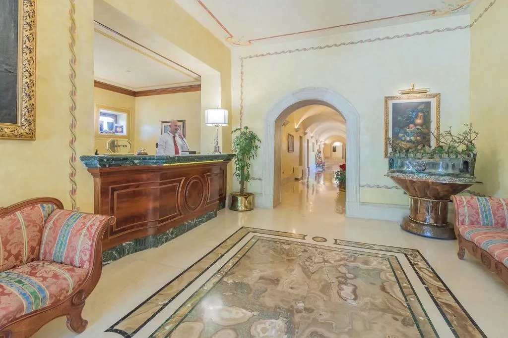 Lobby, Torre Sant Angelo, Rome